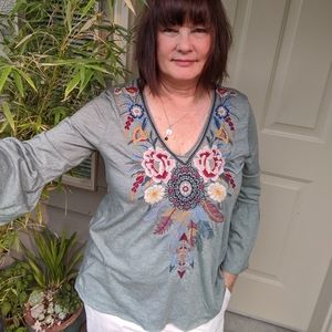 Johnny Was L/S embroidered shirt